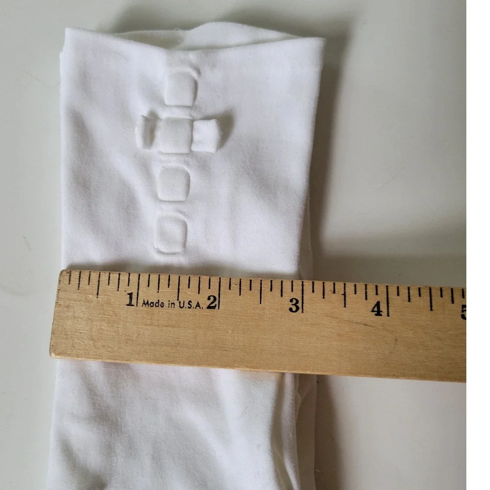 Vintage Hansen Suede Supreme White Wrist Gloves Ceremonial Cottagecore Wedding